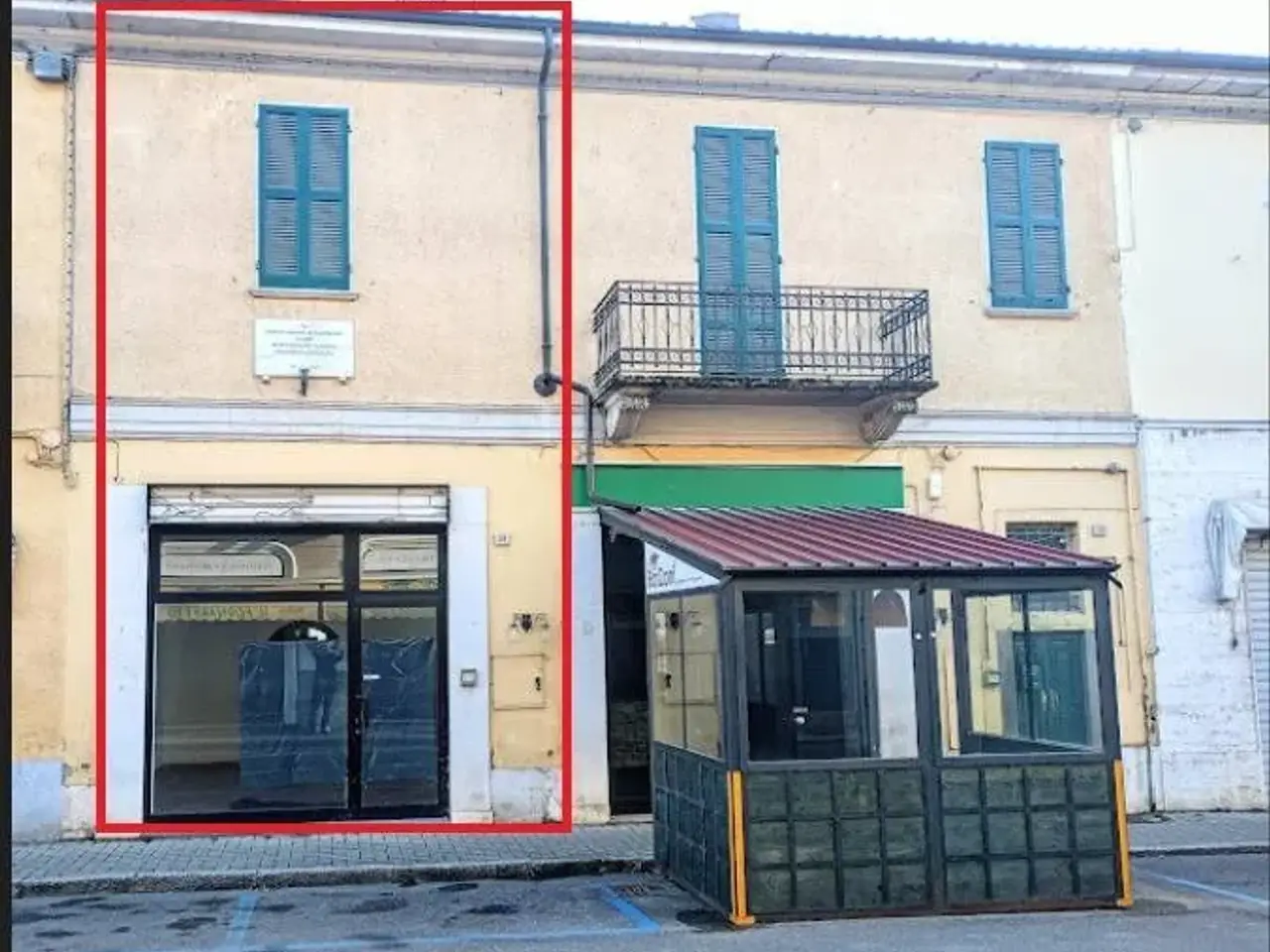 Locale commerciale in Via Franco Anselmi 24 Casteggio, Casteggio, {3} - Foto 1