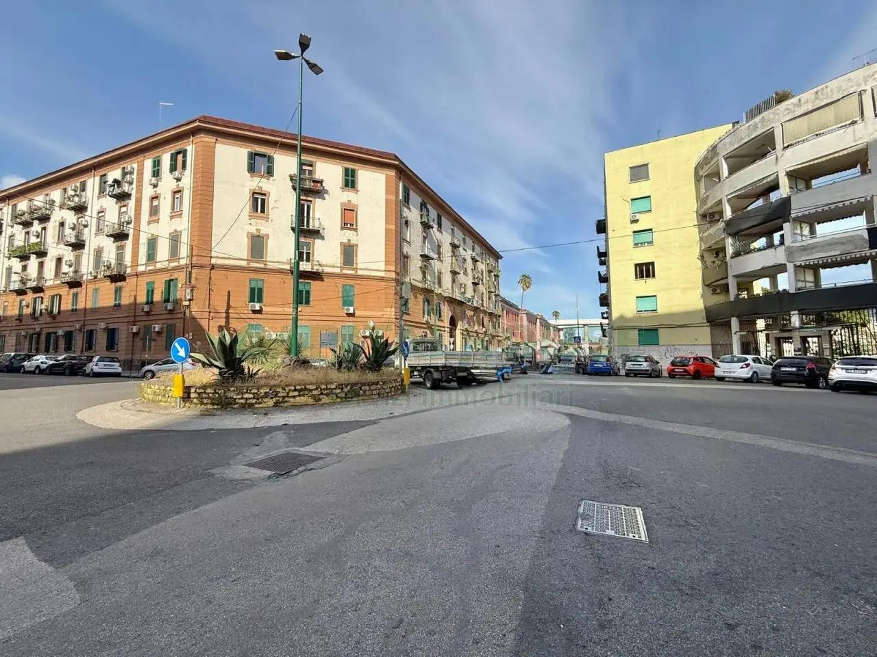Negozio in Via Generale Francesco Pignatelli 47, Napoli, {3} - Foto 1