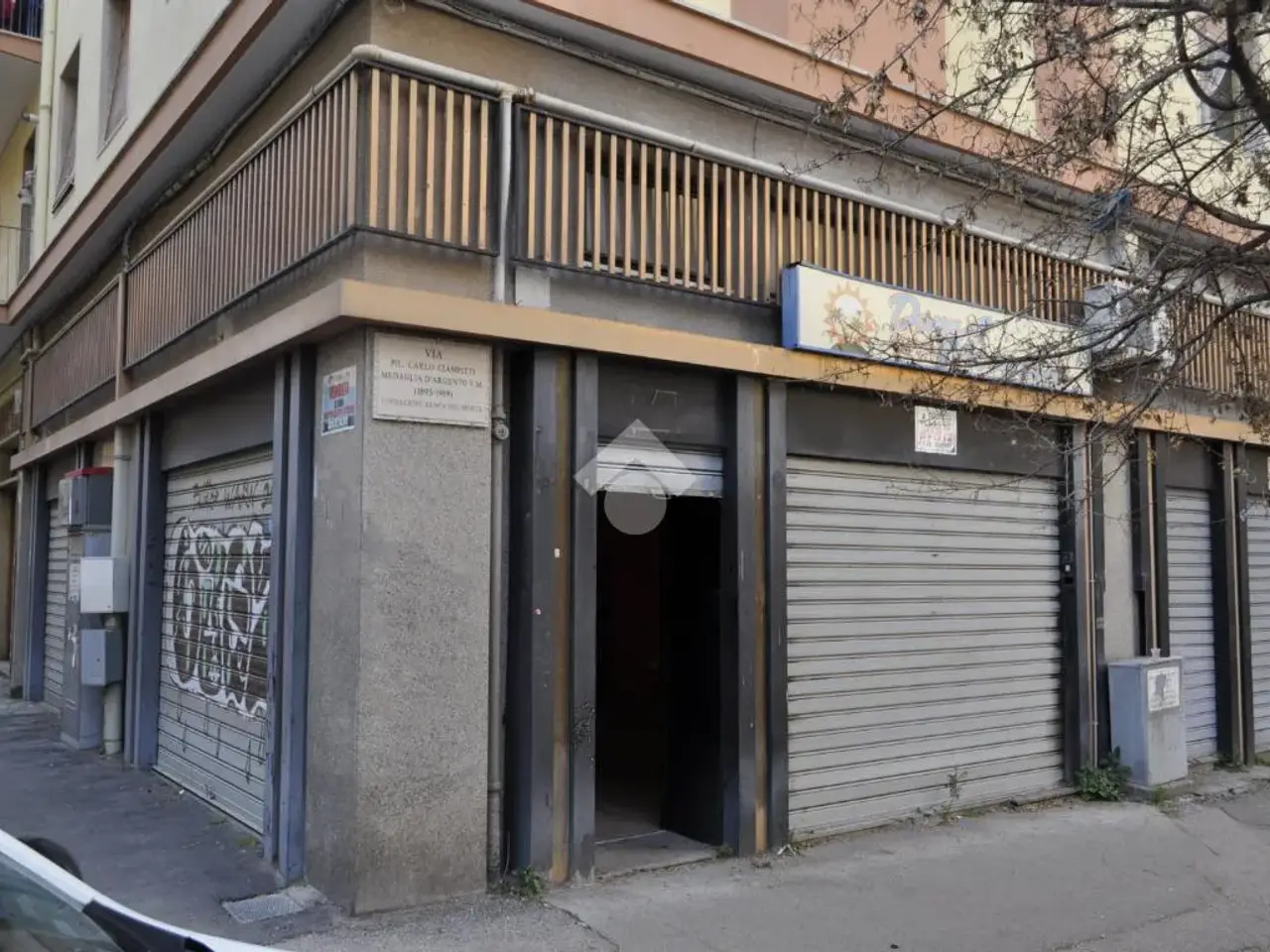 Negozio in Via Ciampitti 54/52 +50+48+46+44a  Angolo Via Barletta, Foggia, {3} - Foto 1