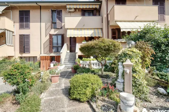 Villa a schiera in Via Carducci 9, Cerro al Lambro - Foto 1