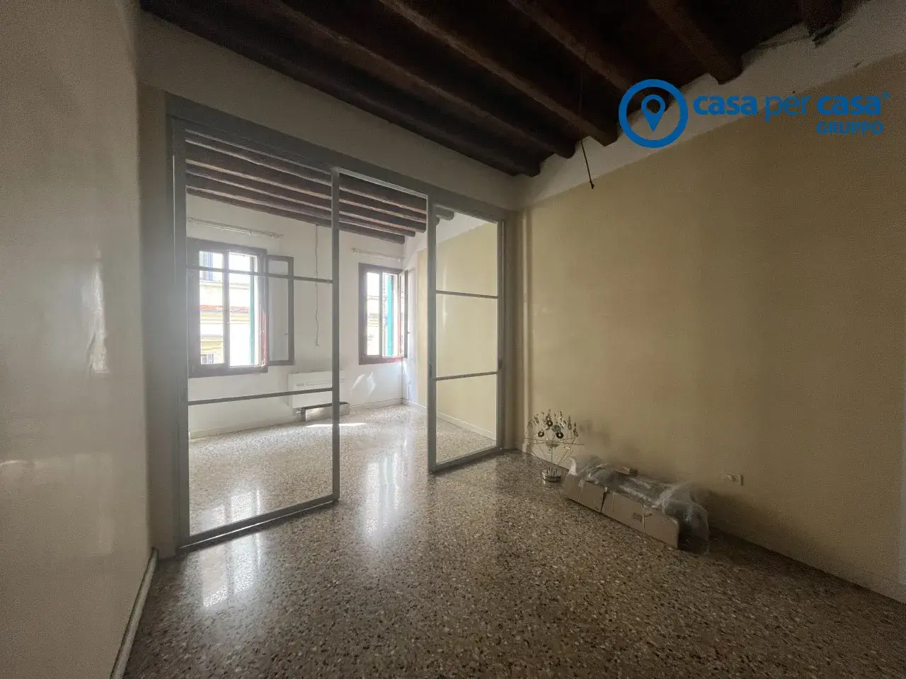 Ufficio in Via Angeli 31, Rovigo, {3} - Foto 1