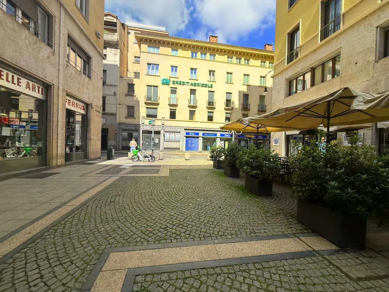 Abbigliamento in Via Buozzi 2, Torino, {3} - Foto 2
