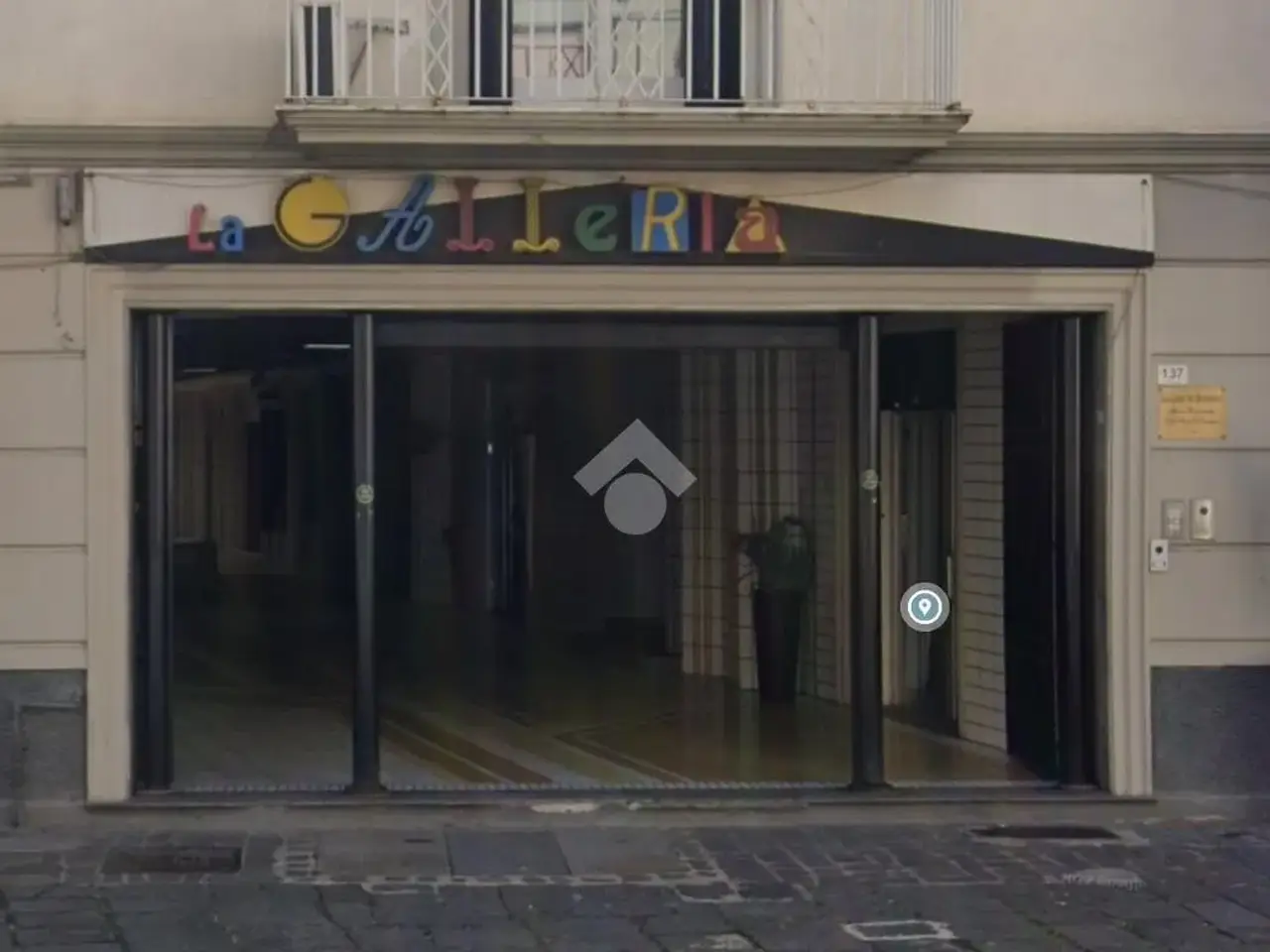 Negozio in Corso Aldo Moro 130, Santa Maria Capua Vetere, {3} - Foto 2