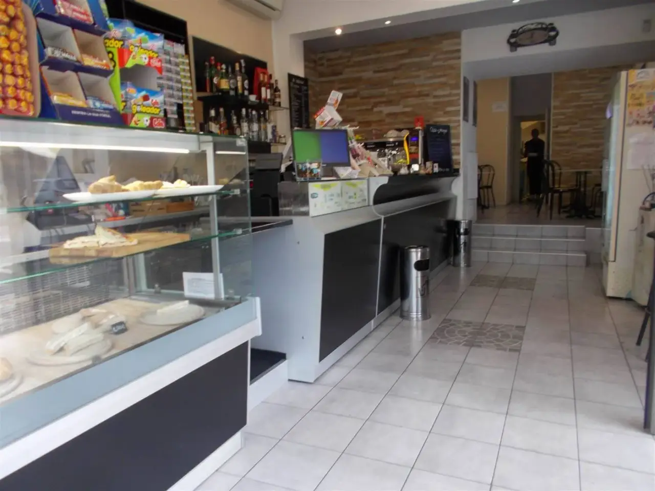 Locale commerciale in Via di Rifredi, Firenze, {3} - Foto 1