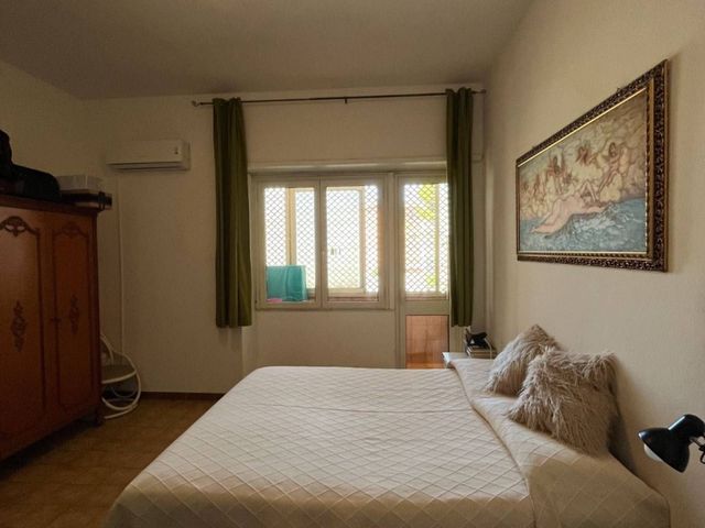 4-room flat in Via Serbariu 52, Cagliari - Photo 1