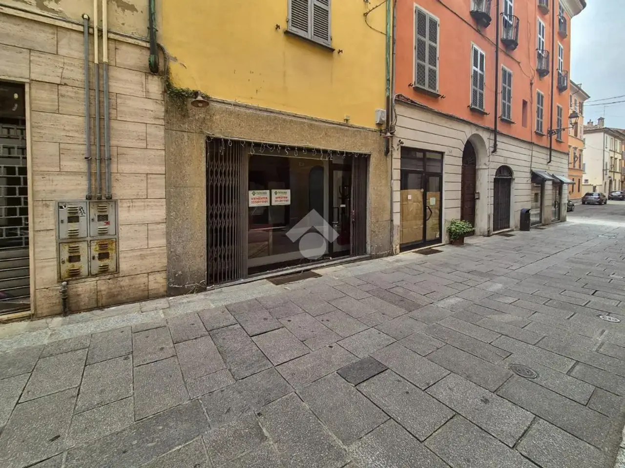 Negozio in Via Calzolai 96, Piacenza, {3} - Foto 1