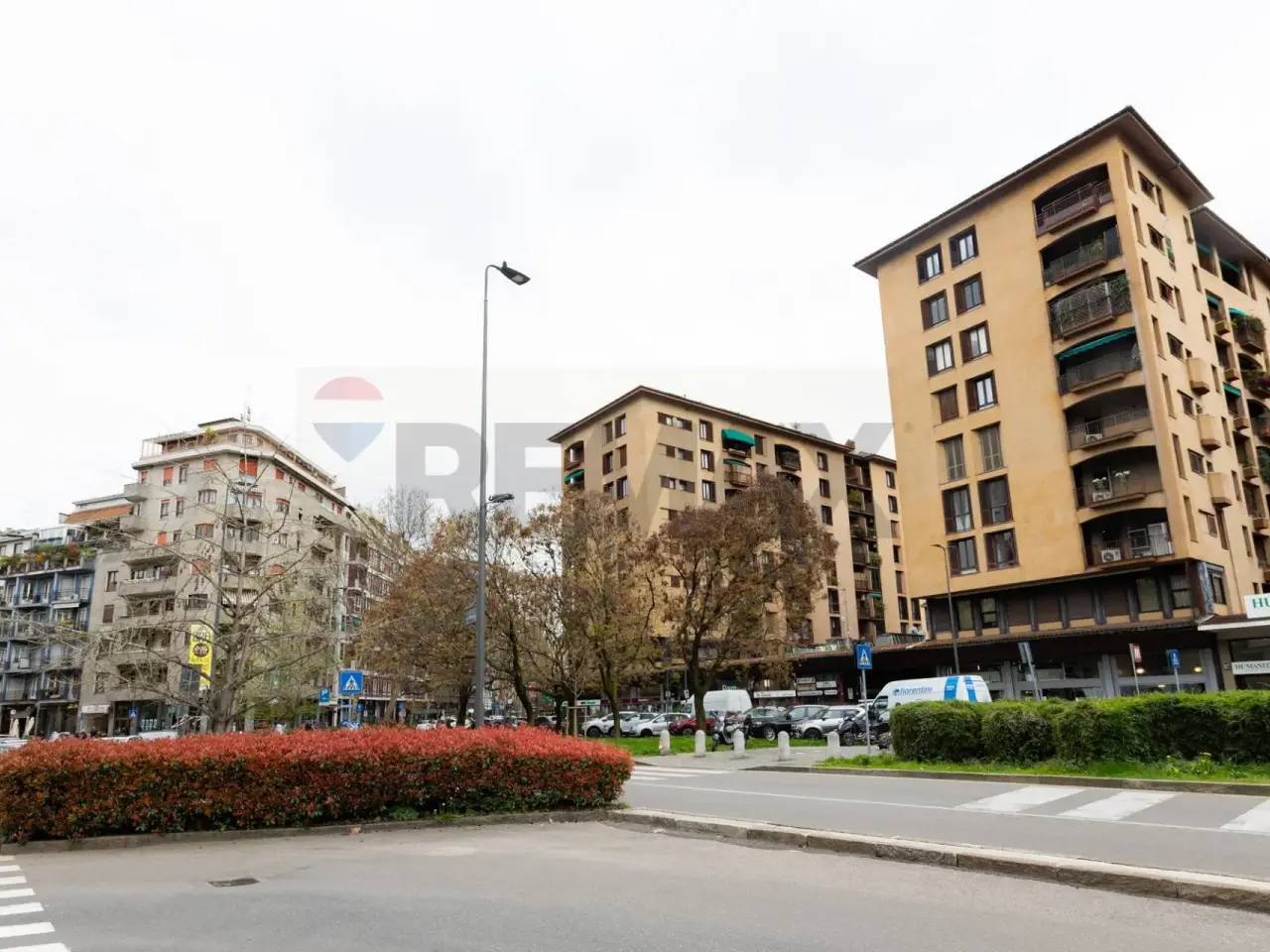 Negozio in Piazza Ernesto De Angeli 1, Milano, {3} - Foto 1