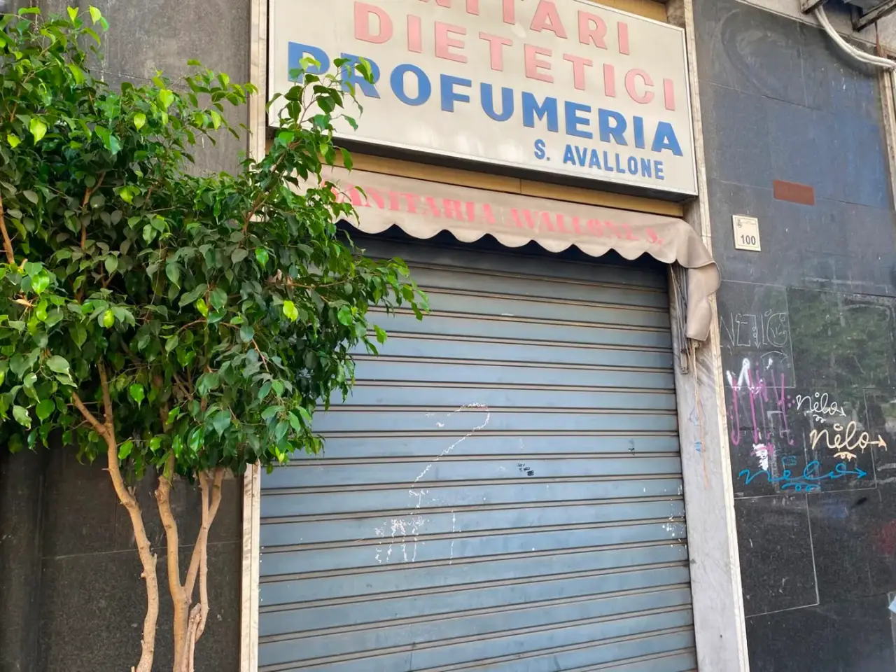 Negozio in Corso Roma  96, San Giorgio A Cremano, {3} - Foto 1