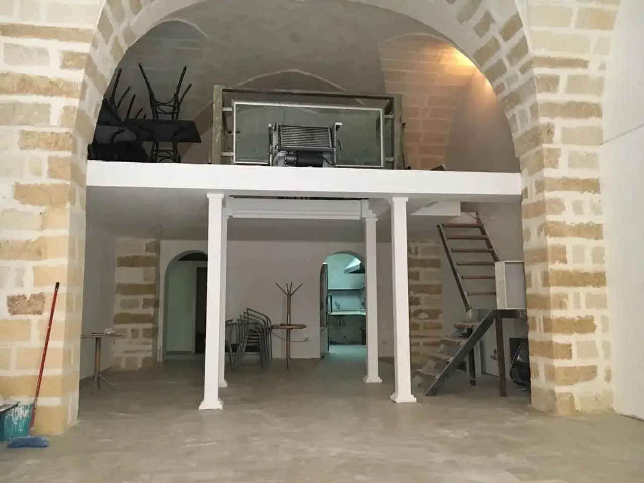 Negozio in Via Saponea 44, Brindisi, {3} - Foto 1