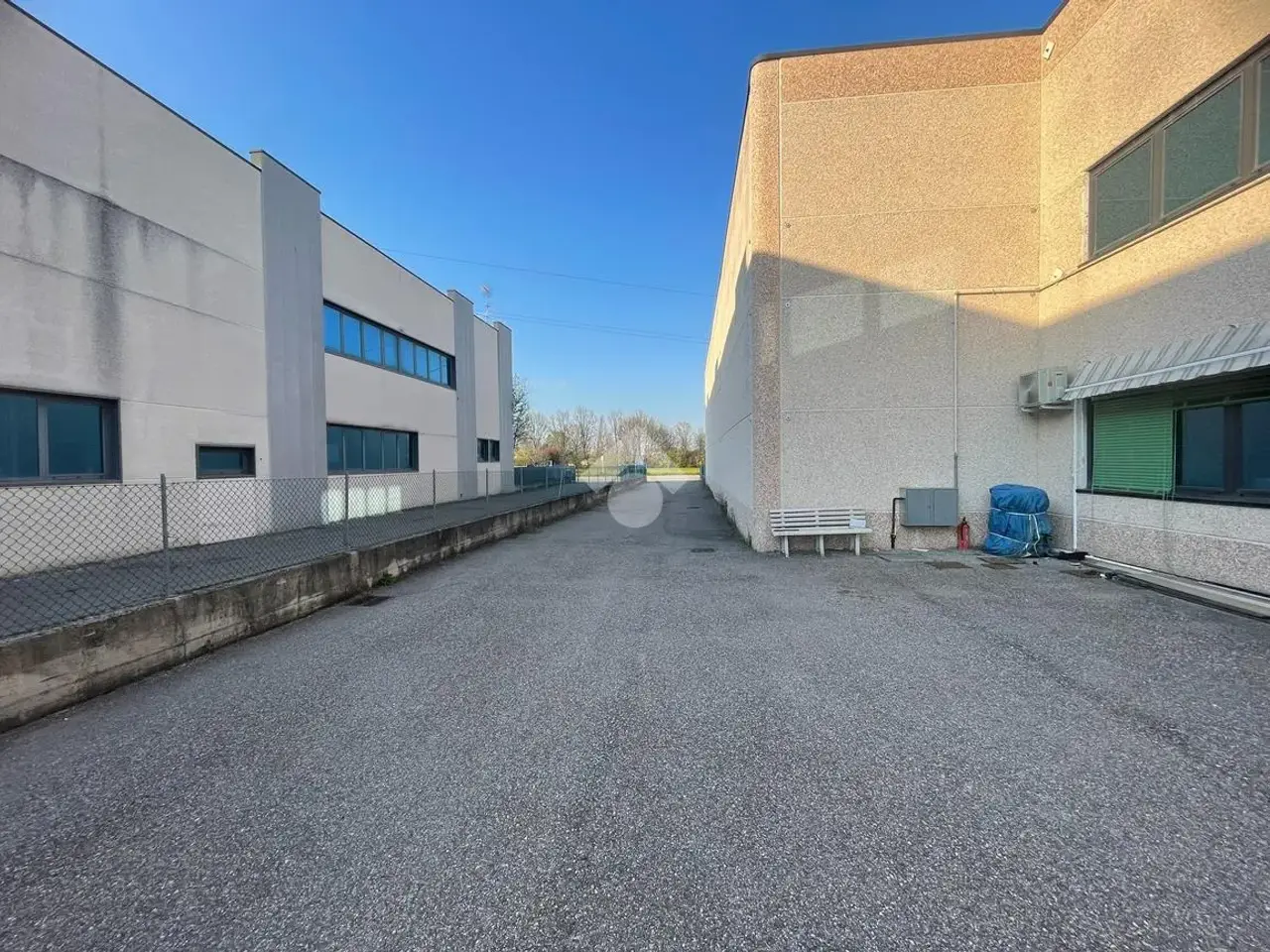 Capannone in Via Arrigo Boito 345, Soliera, {3} - Foto 1