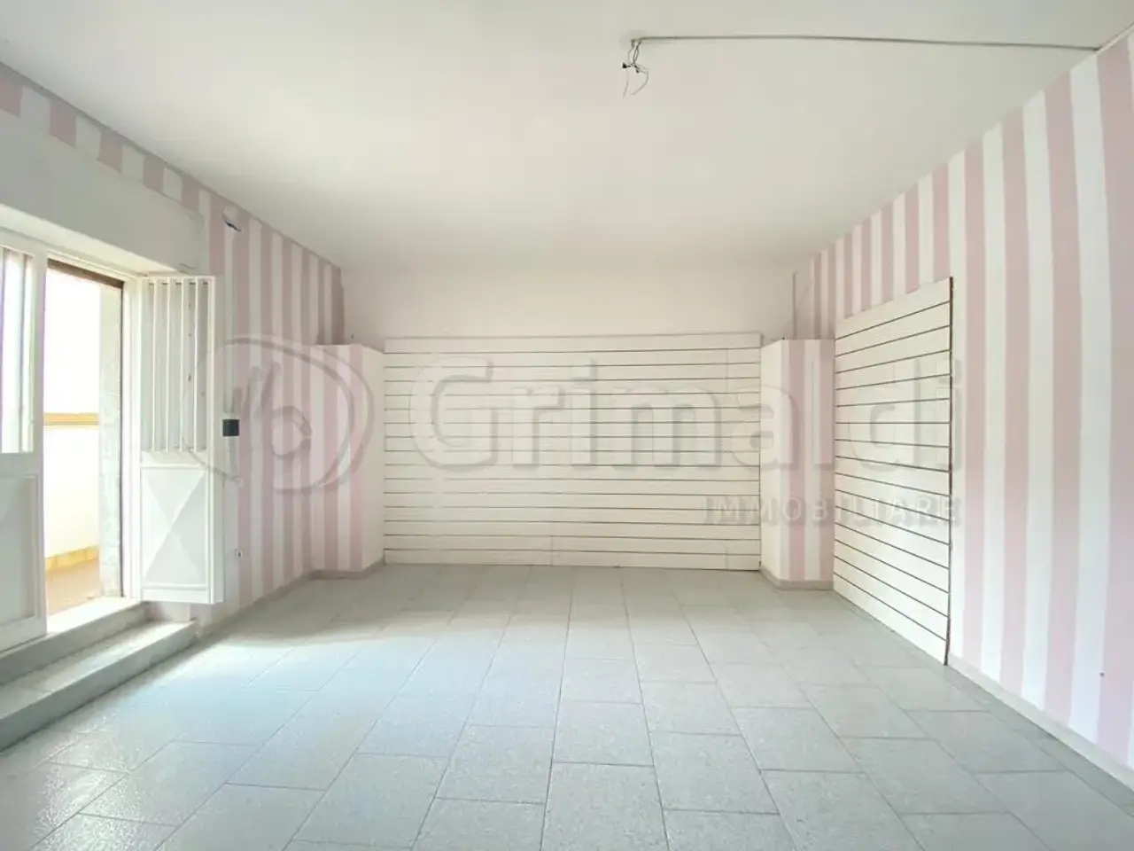 Negozio in , Giugliano In Campania, {3} - Foto 2