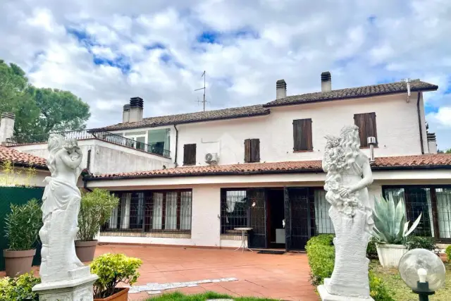 Villa in Via Santa Veneranda, Pesaro - Foto 1