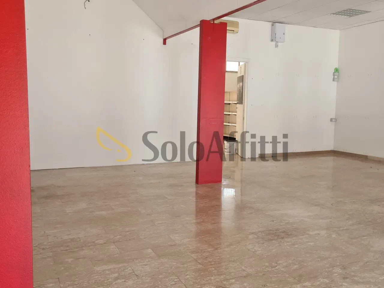 Negozio in Corso Umberto I, Montesilvano, {3} - Foto 1