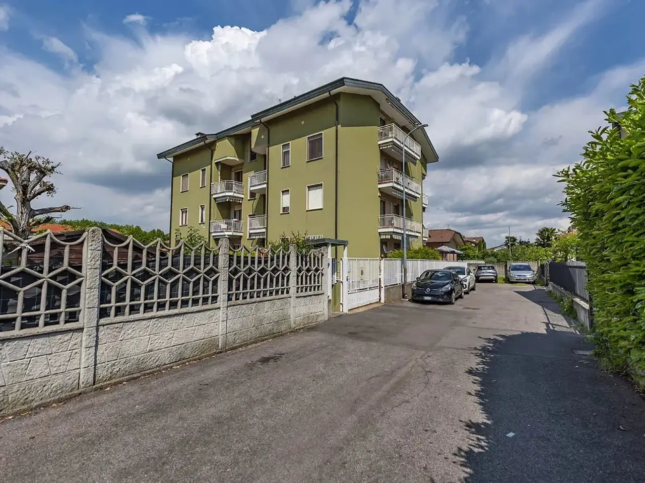 Ufficio in , Lainate, {3} - Foto 1