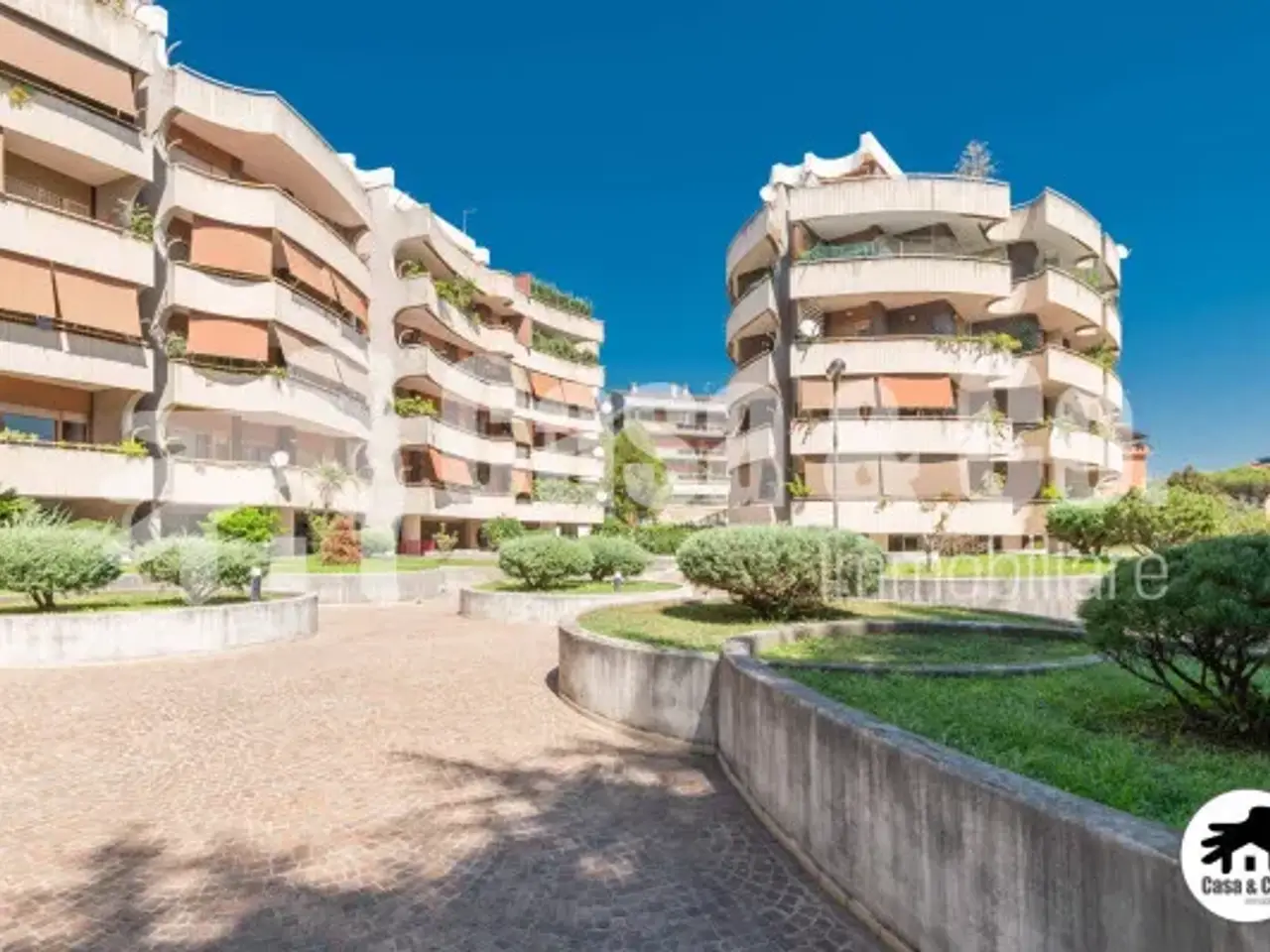 Ufficio condiviso in Viale Isacco Newton 34, Roma, {3} - Foto 1