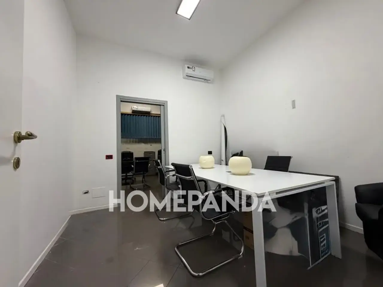Negozio in Via Privata Mondovì 4, Milano, {3} - Foto 2