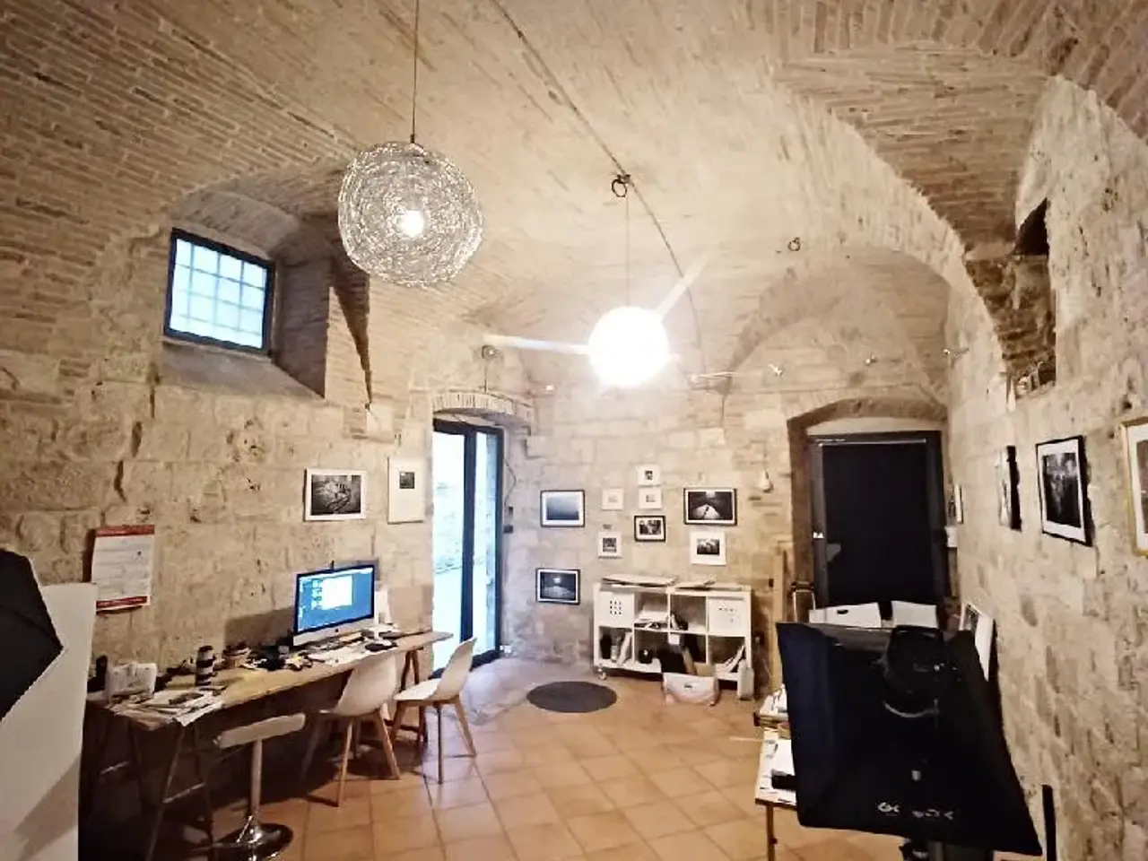 Locale commerciale in Via delle Torri, Ascoli Piceno, {3} - Foto 2