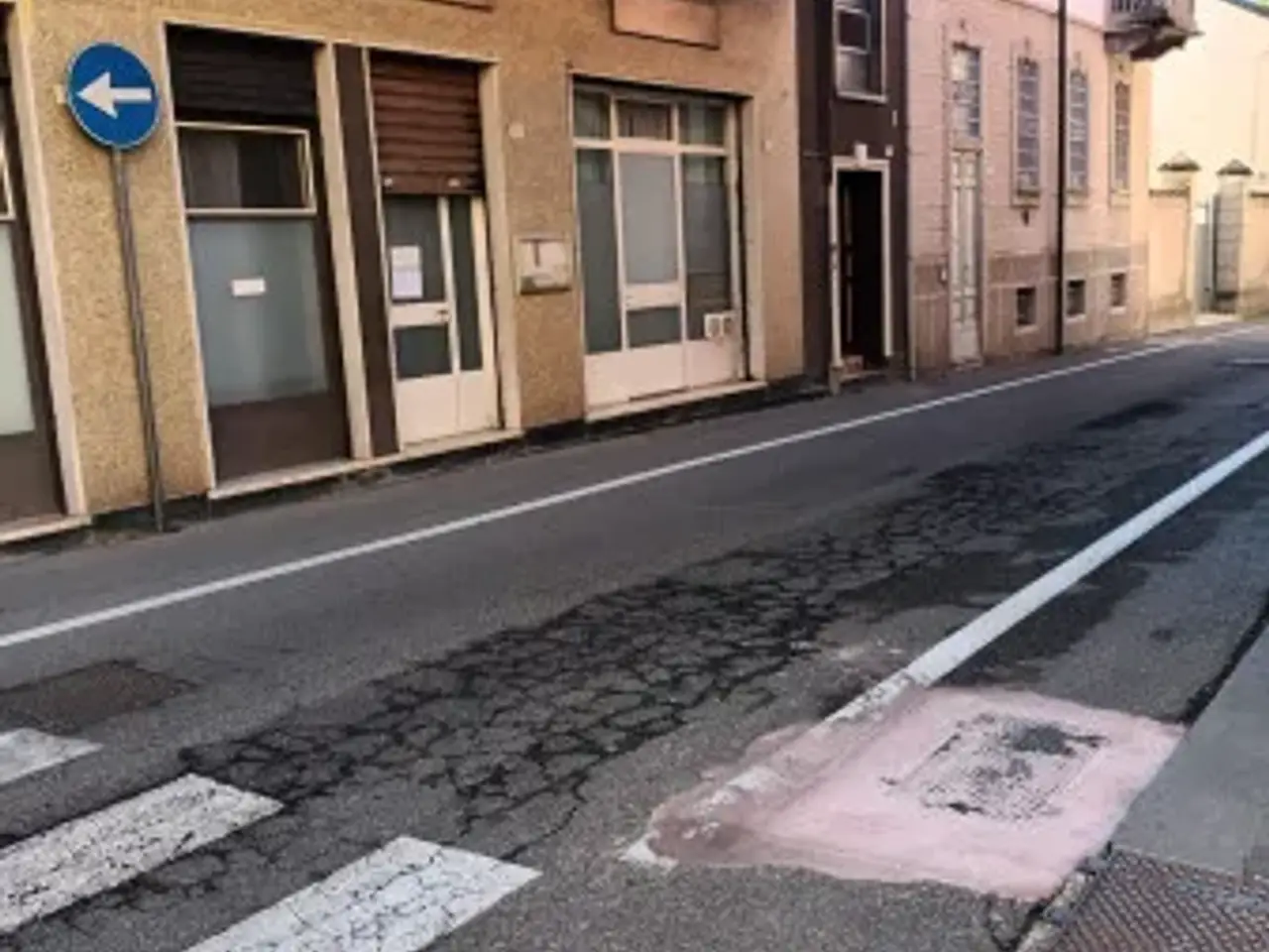 Ufficio in Via Libertà 7, Casalpusterlengo, {3} - Foto 2
