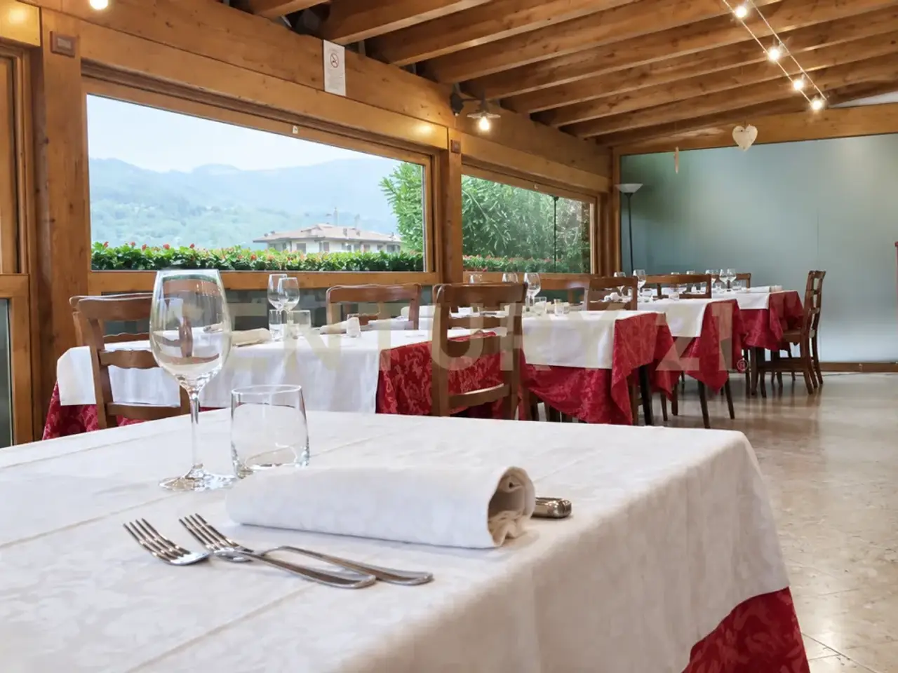 Ristorante in Via Monte Montello 27, Chiampo, {3} - Foto 2