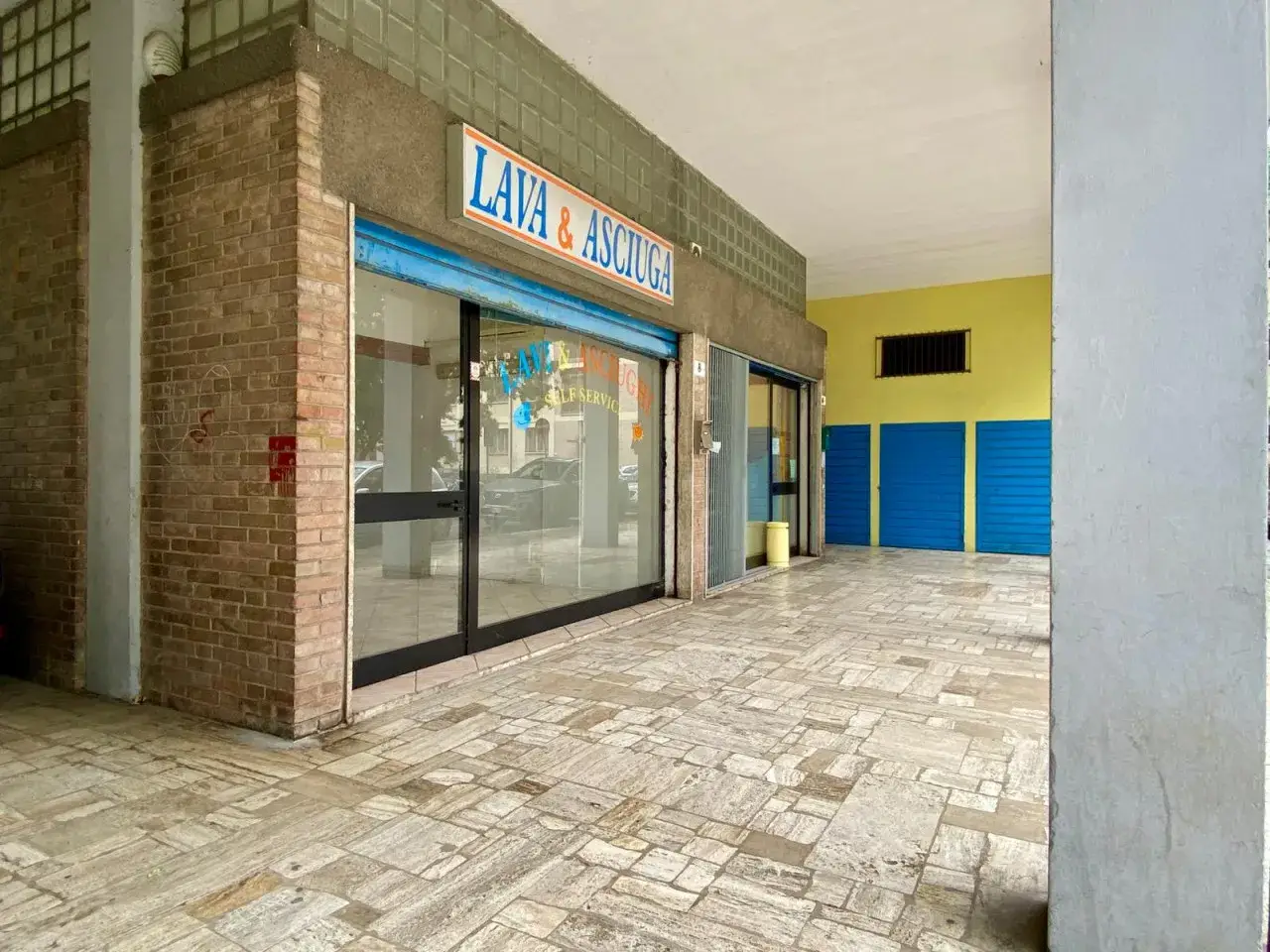 Negozio in Via Sebastiano Caboto, Vicenza, {3} - Foto 1
