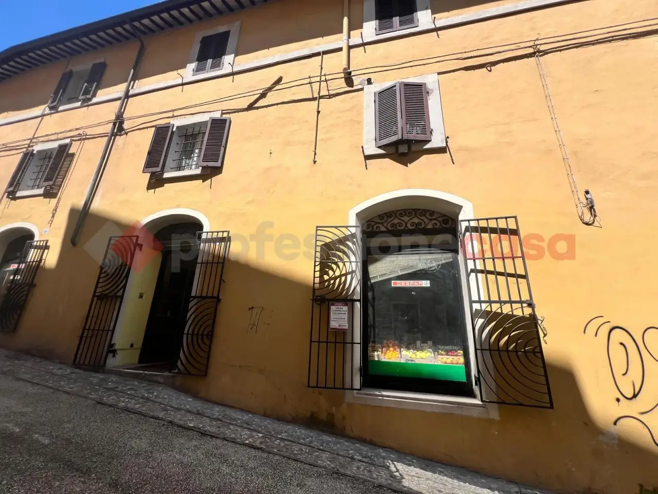 Negozio in Via Ponzianina , Spoleto, {3} - Foto 2