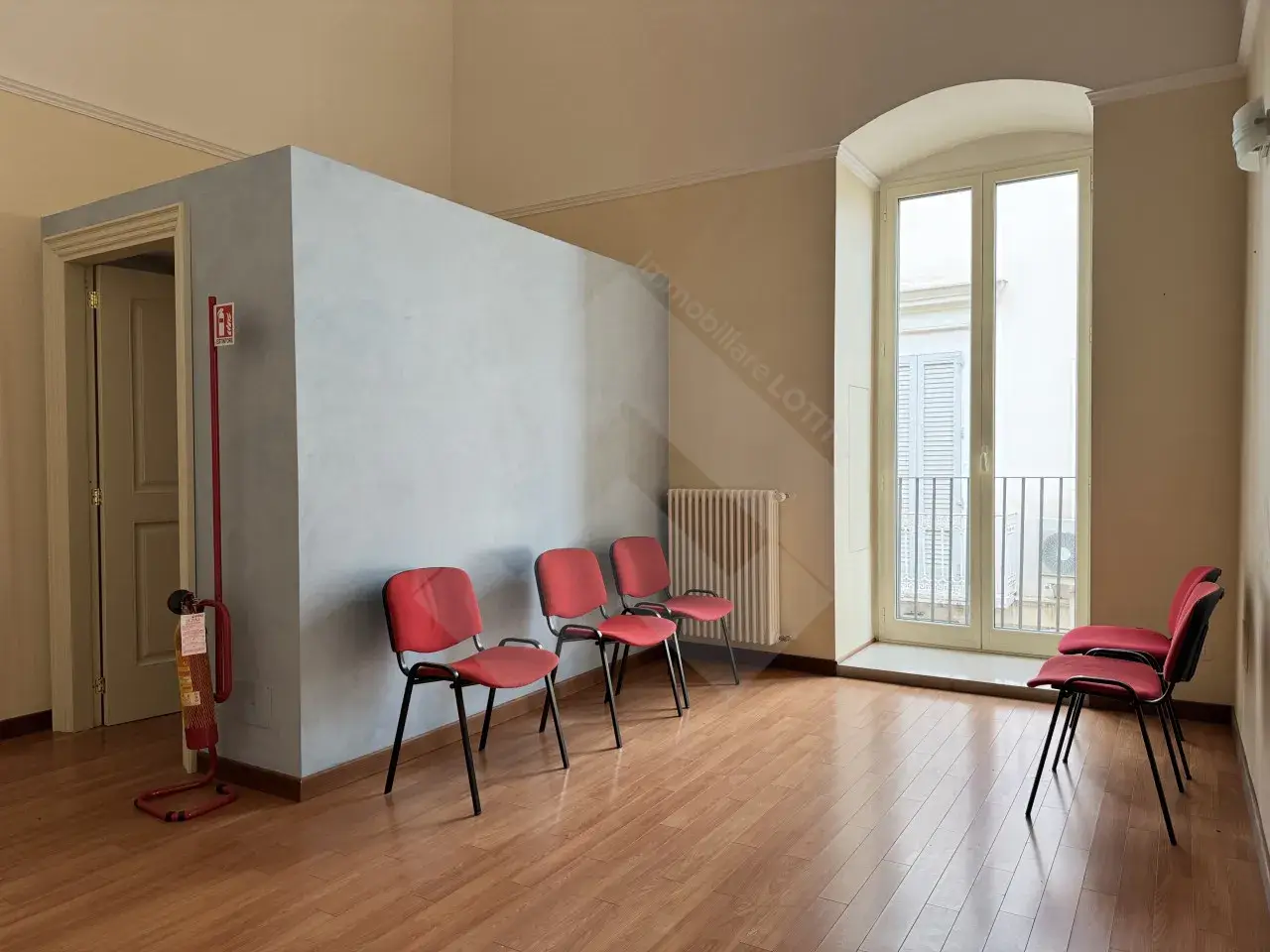 Ufficio in , Andria, {3} - Foto 1