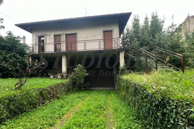 Mansion in Via San Michele del Carso, Seveso - Photo 1