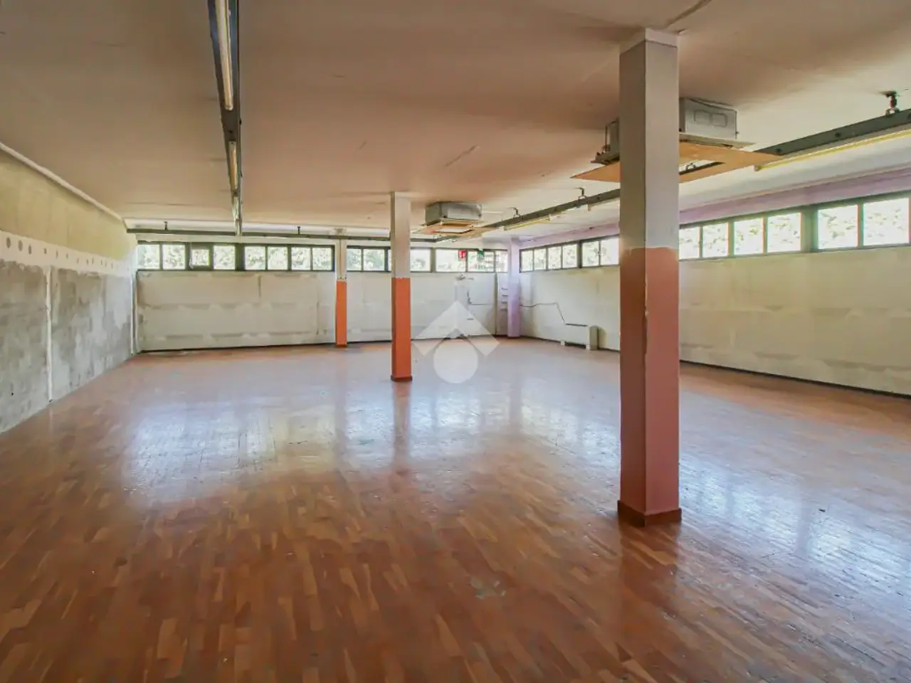 Capannone in Viale Europa, Palazzolo Sull'Oglio, {3} - Foto 1
