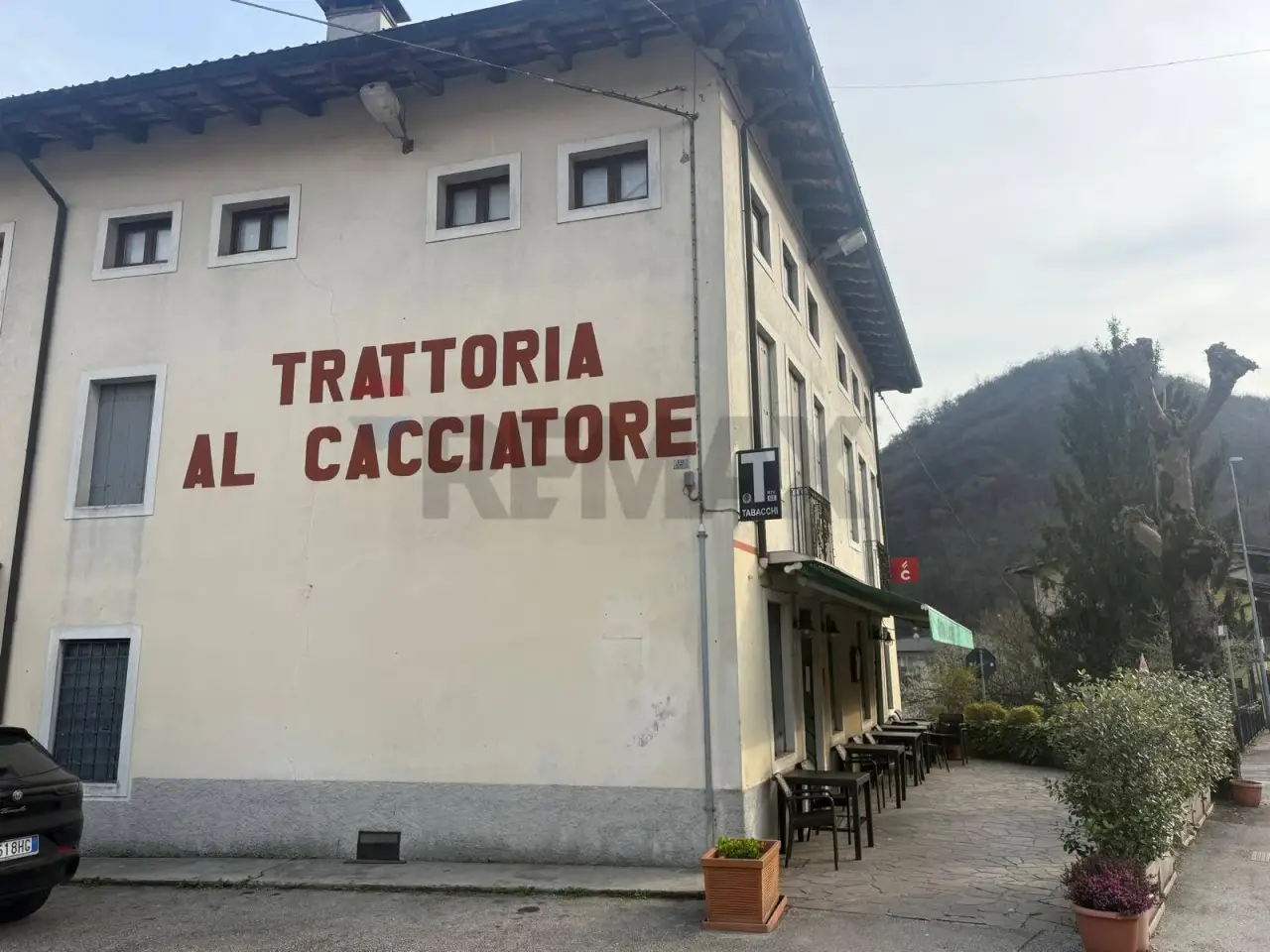 Negozio in Via Centro Priabona 13, Monte Di Malo, {3} - Foto 2