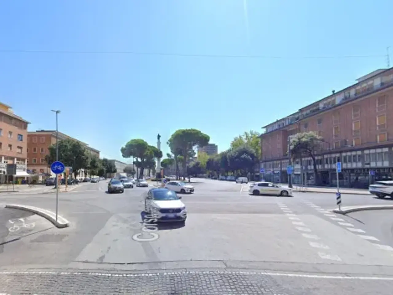 Bar in Viale Fratelli Spazzoli, Forli', {3} - Foto 1