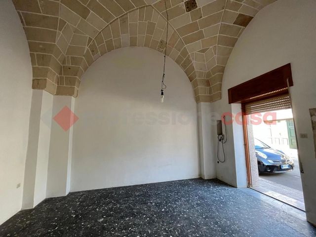 Casa indipendente in Via Gruppo Cremona 17, Manduria - Foto 1