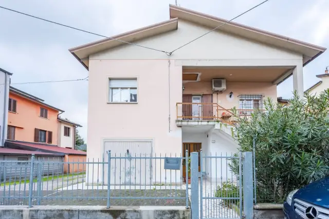 Villa in Via Bucintoro, Scandiano - Foto 1