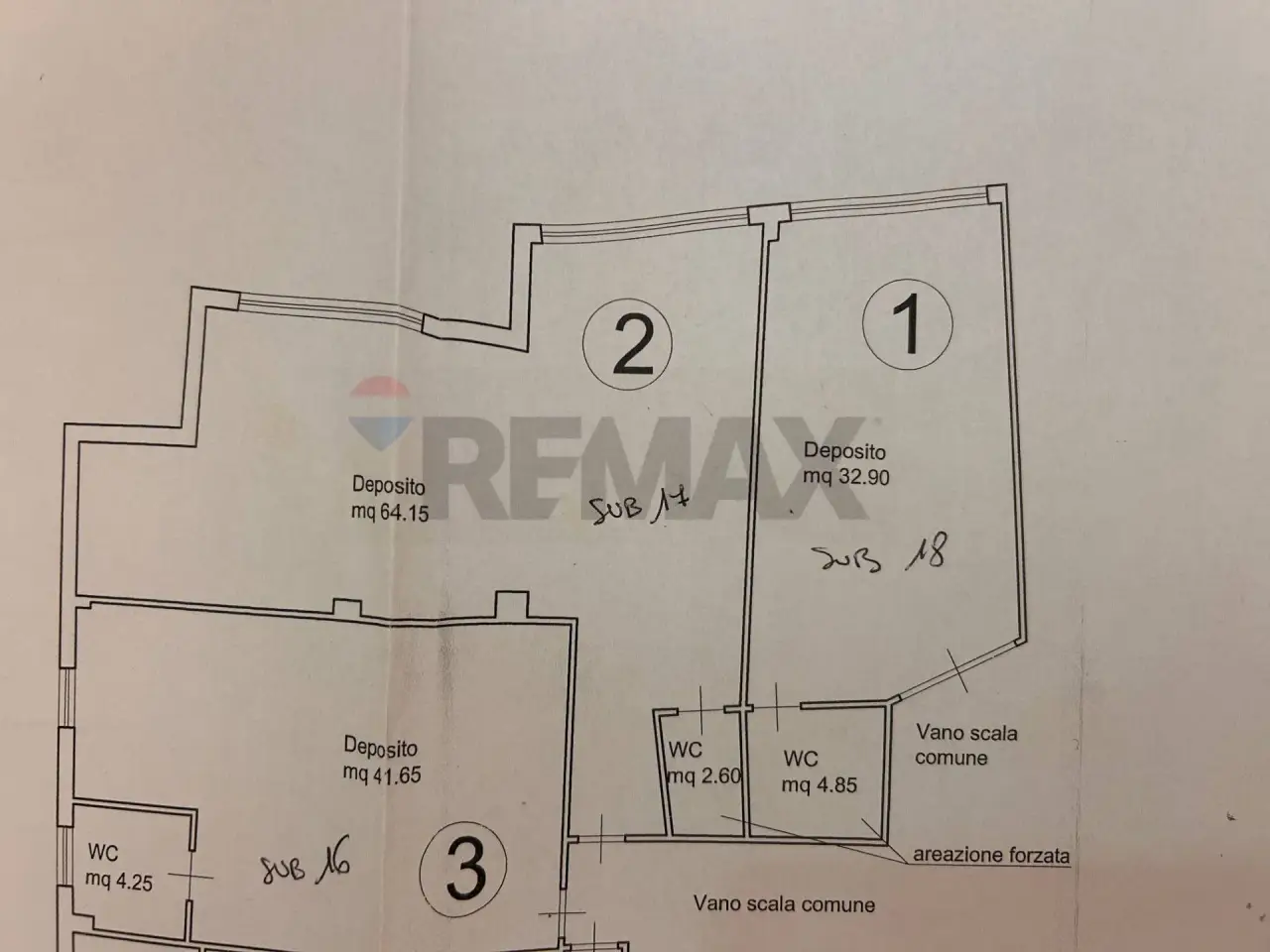 Negozio in Piazza Marconi 6, Sant'Agata Li Battiati, {3} - Planimetria 1