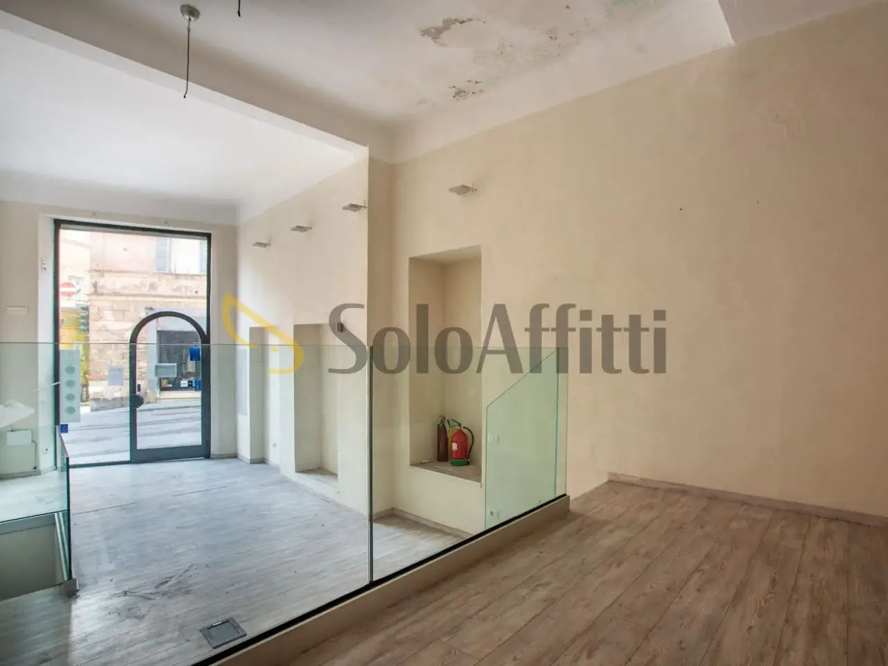 Negozio in Via Giuseppe Garibaldi, Siena, {3} - Foto 2