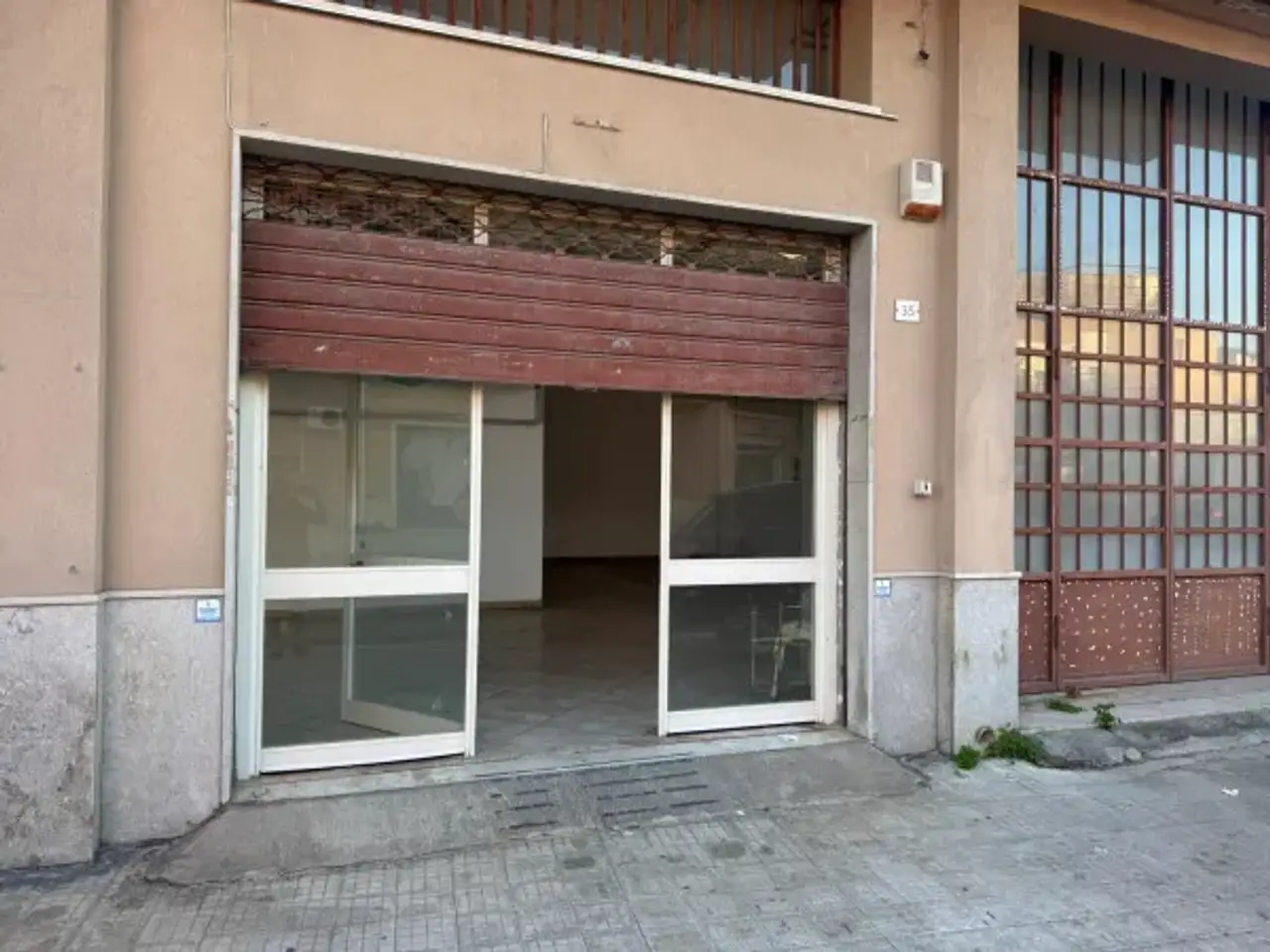 Negozio in Via Circonvallazione, Marsala, {3} - Foto 1