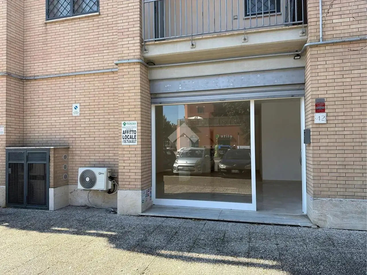 Negozio in Via Riccardo Billi 42, Roma, {3} - Foto 1