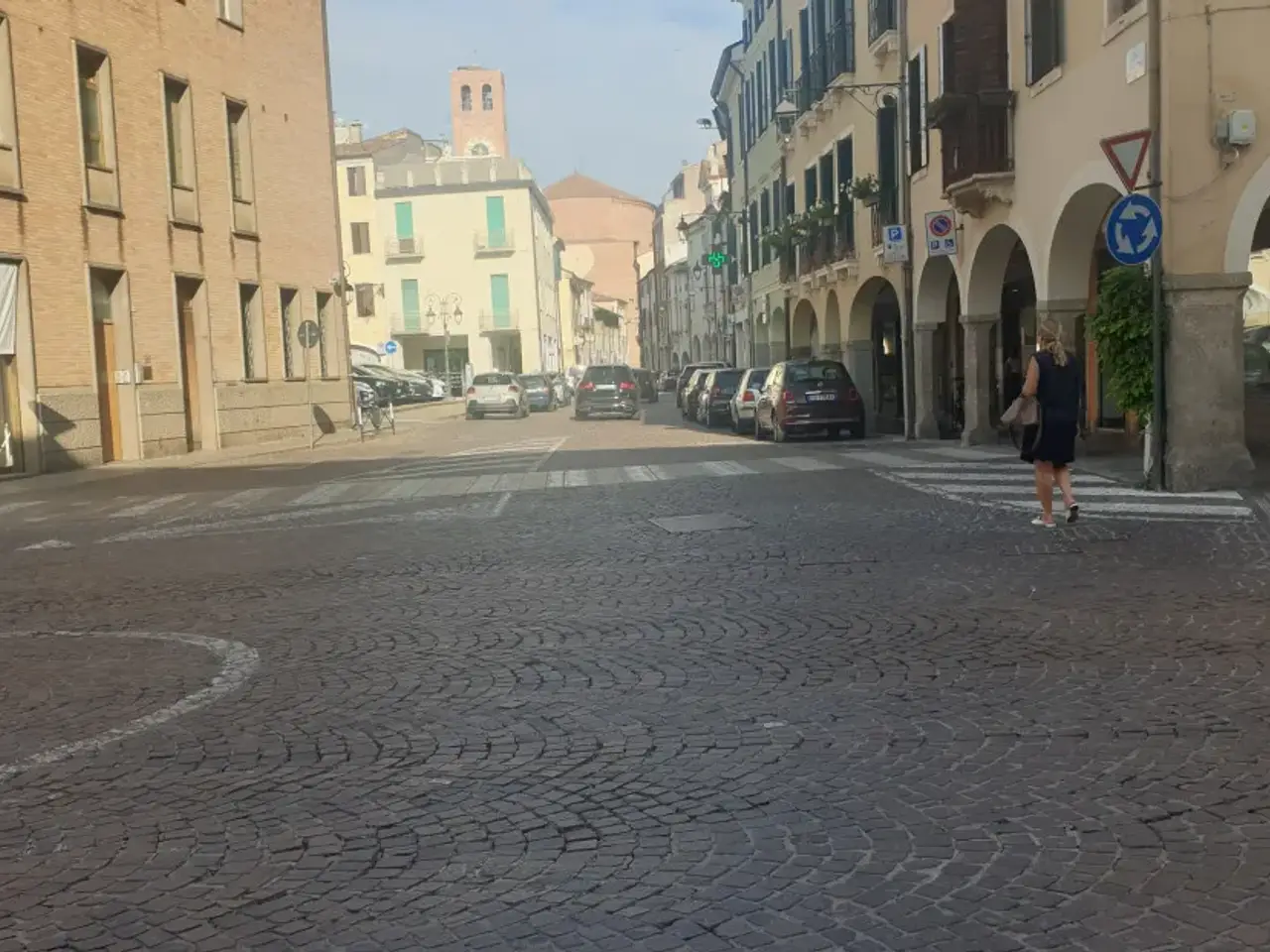Negozio in Via Cavour, Este, {3} - Foto 2