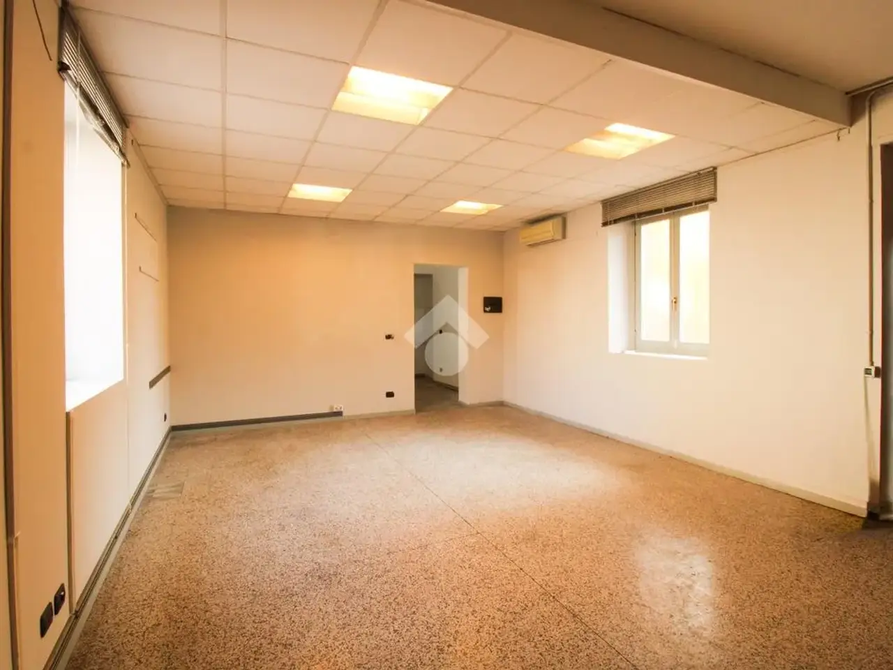 Ufficio in Via Canovine 1, Bergamo, {3} - Foto 2