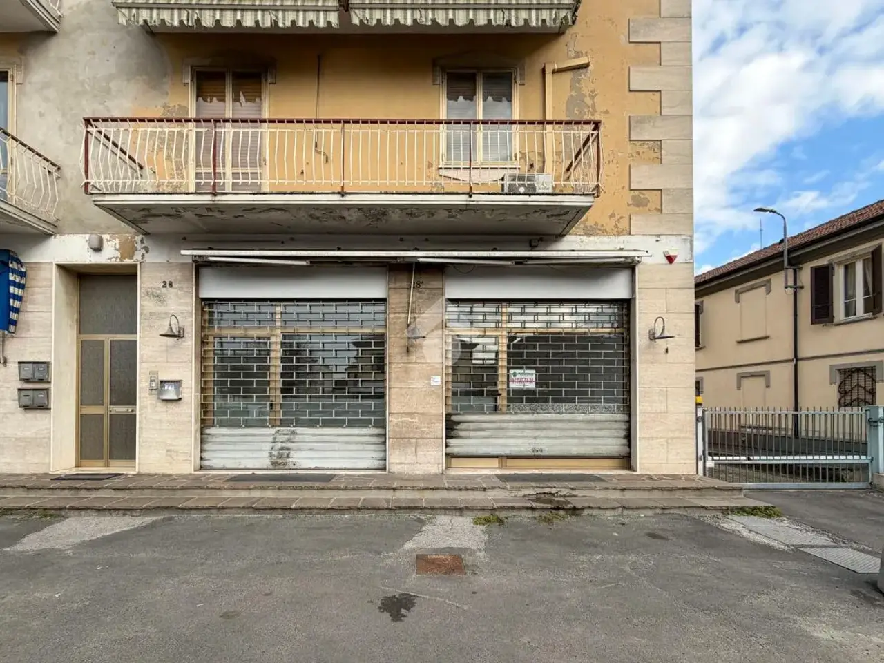 Negozio in Via Emilia Parmense 28, Piacenza, {3} - Foto 1