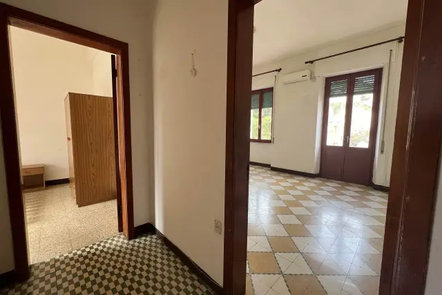 4-room flat in {3}, - Photo 1