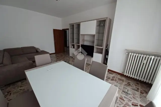 3-room flat in Via dei Caniana 8, Bergamo - Photo 1