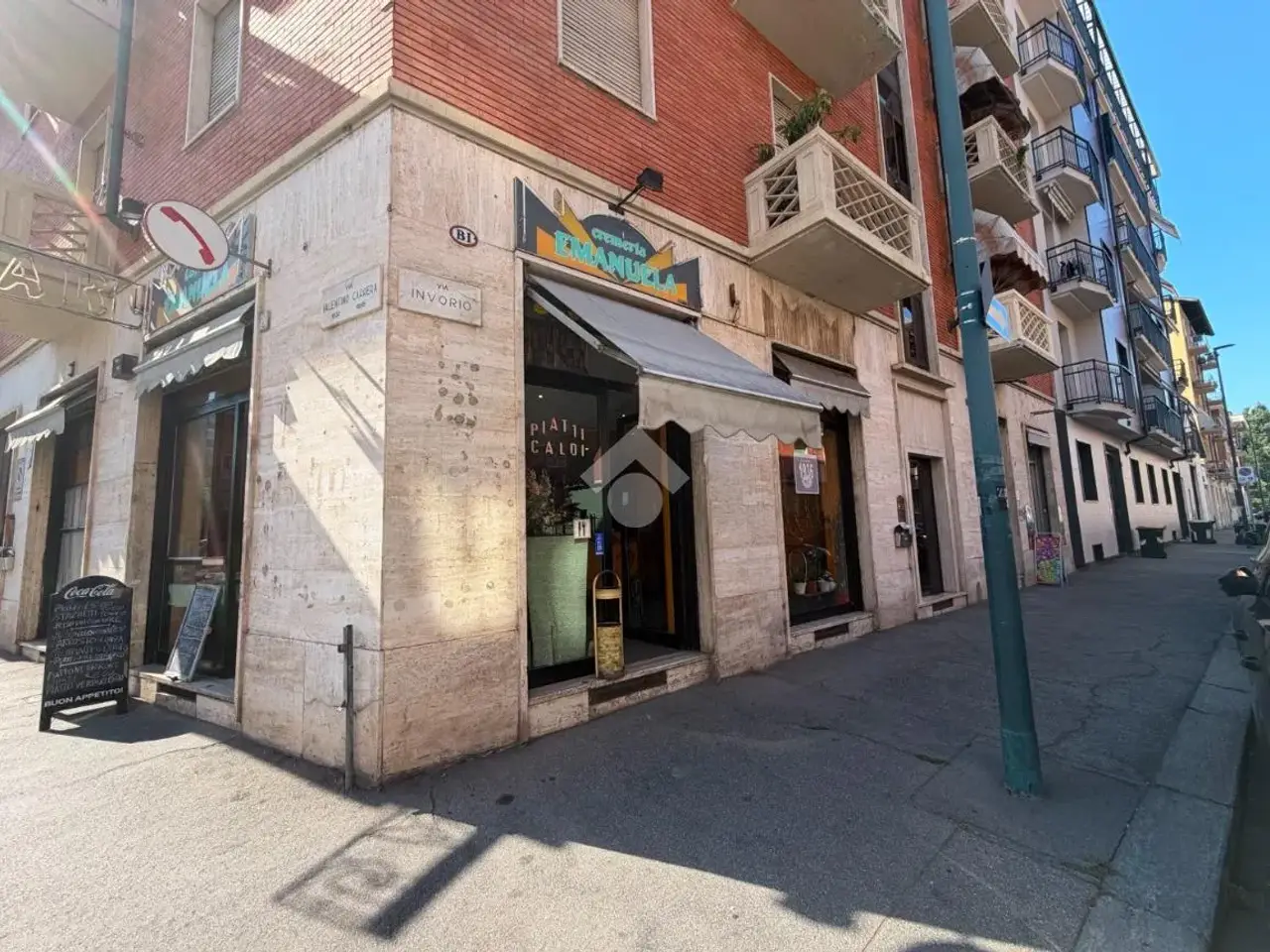 Negozio in Via Valentino Carrera 100, Torino, {3} - Foto 1