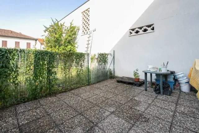 2-room flat in Via Alfredo Catalani, Giussano - Photo 1