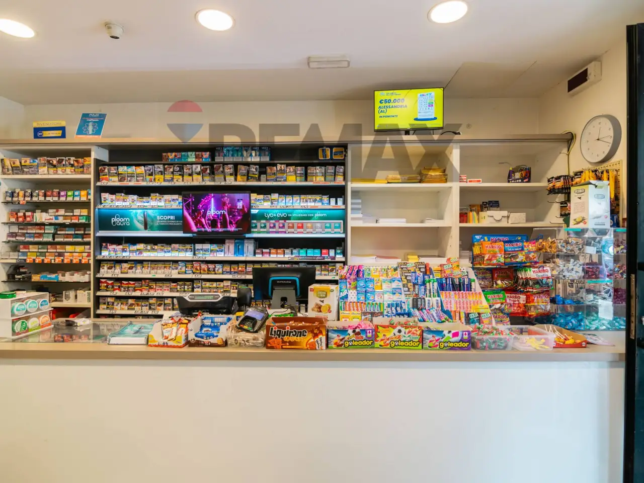 Esercizio commerciale in Via Provinciale 206, Aci Castello, {3} - Foto 1