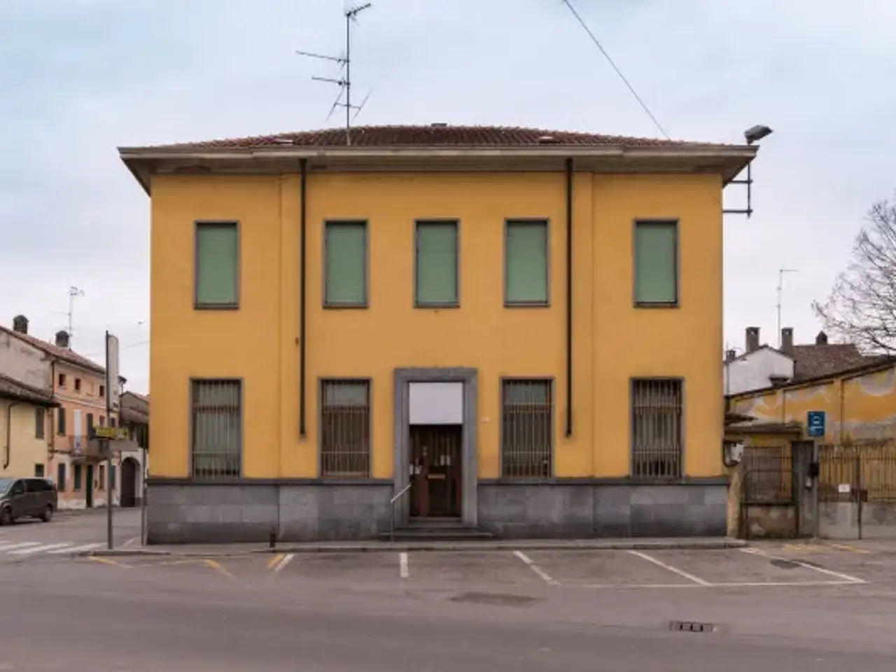 Negozio in Piazza Pietro Corti 22, San Giorgio Di Lomellina, {3} - Foto 1