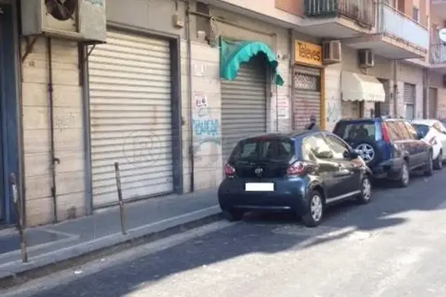 Negozio in Via Carlo Granozio  7, Salerno - Foto 1