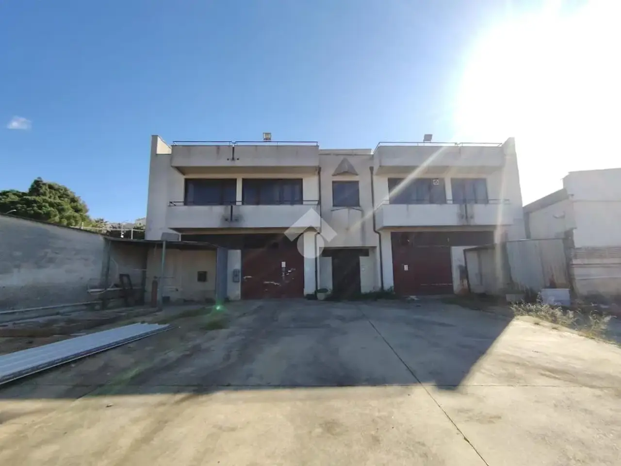 Palazzina commerciale in Via Gammara 30, Alcamo, {3} - Foto 1