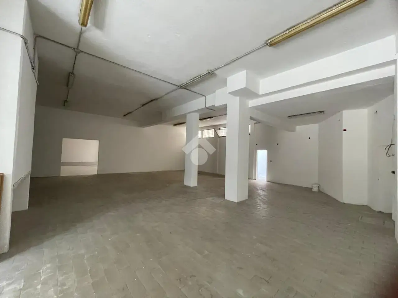 Laboratorio in Via Piave 62, Cagliari, {3} - Foto 1