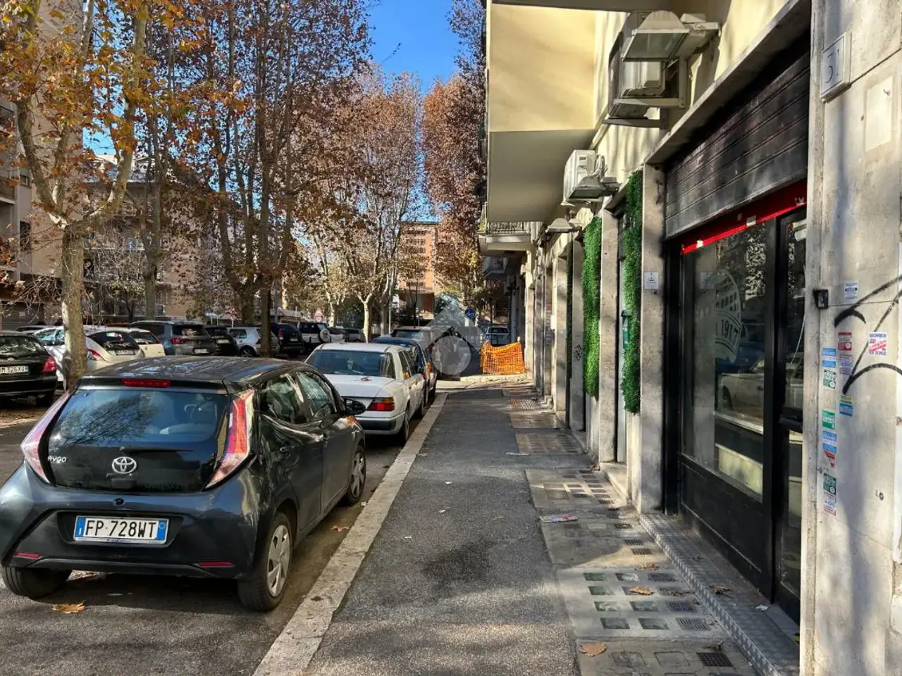 Negozio in Piazza del Quadraretto 31, Roma, {3} - Foto 2
