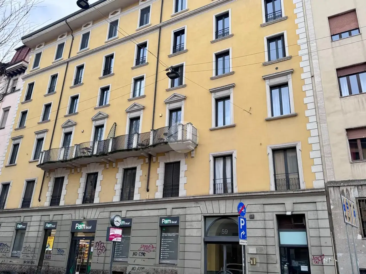 Negozio in Via Edmondo De Amicis 59, Milano, {3} - Foto 1